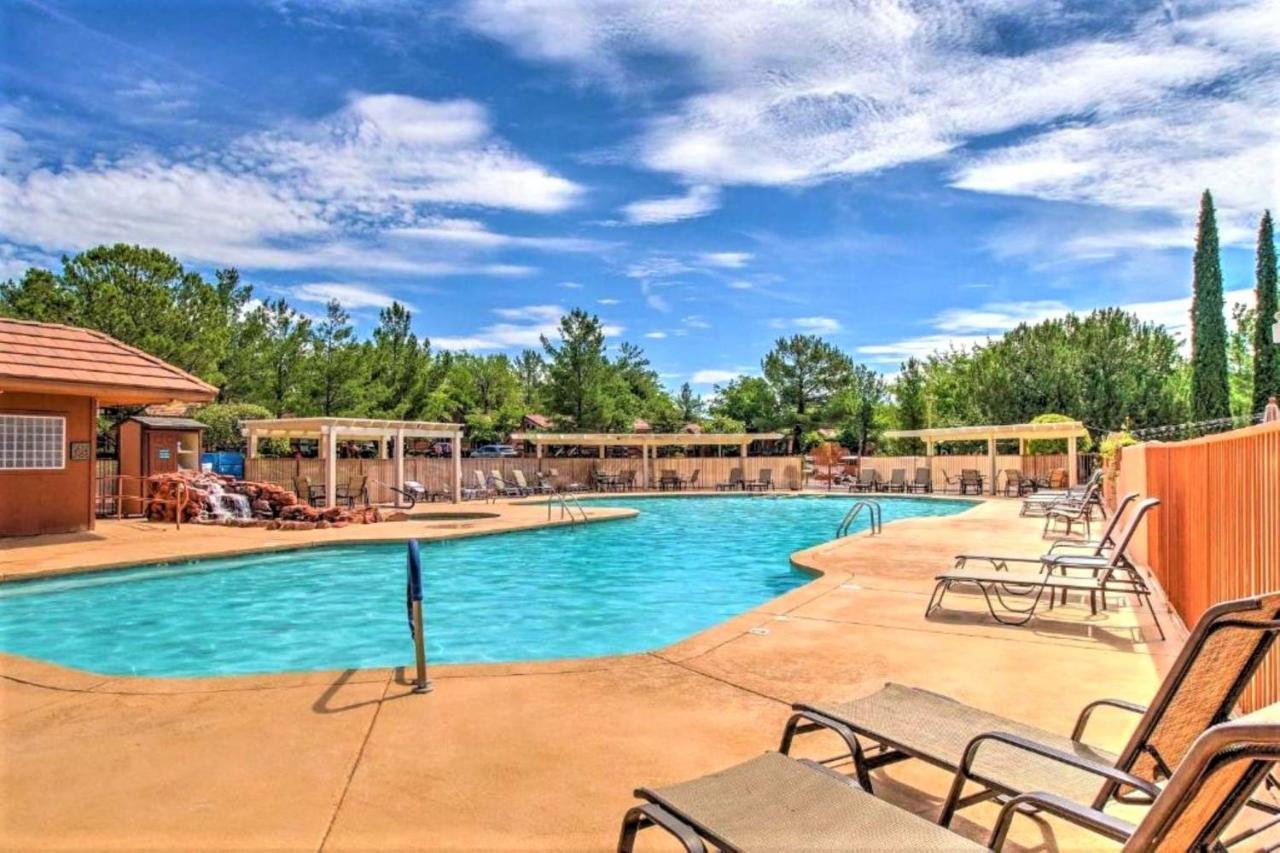 Sedona Pines Resort Exterior photo The pool at the River's Edge